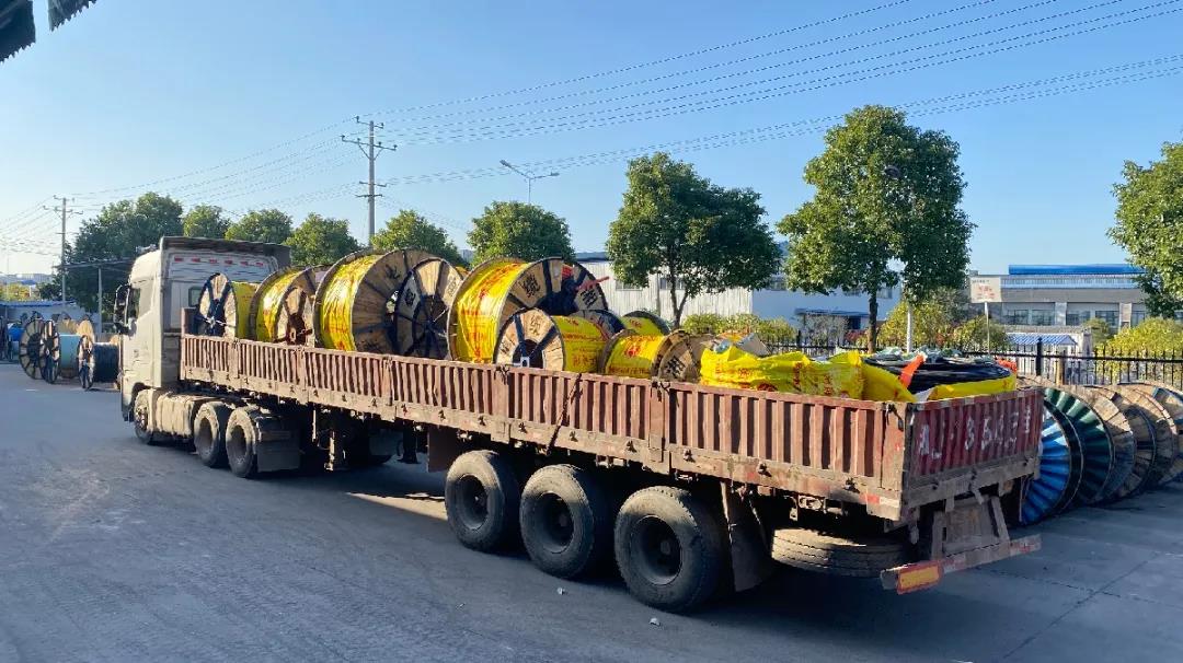 服務不停 發(fā)貨不止 服務客戶我們一直在路上！